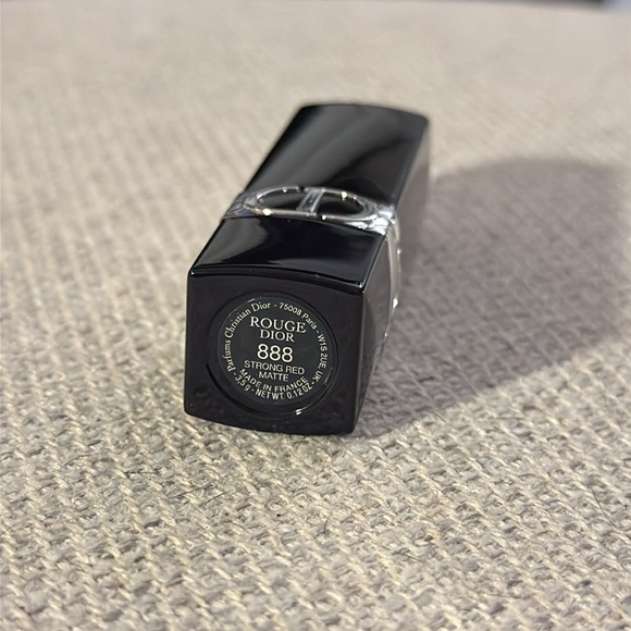 New $49msrp Dior Rouge 888 Strong Red Matte - Picture 4 of 4